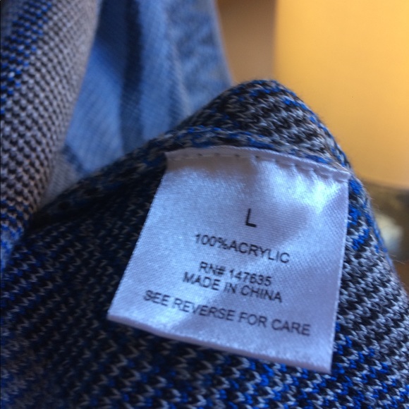 NWOT Romeo & Juliette Couture Fringe long sweater - Picture 5 of 6